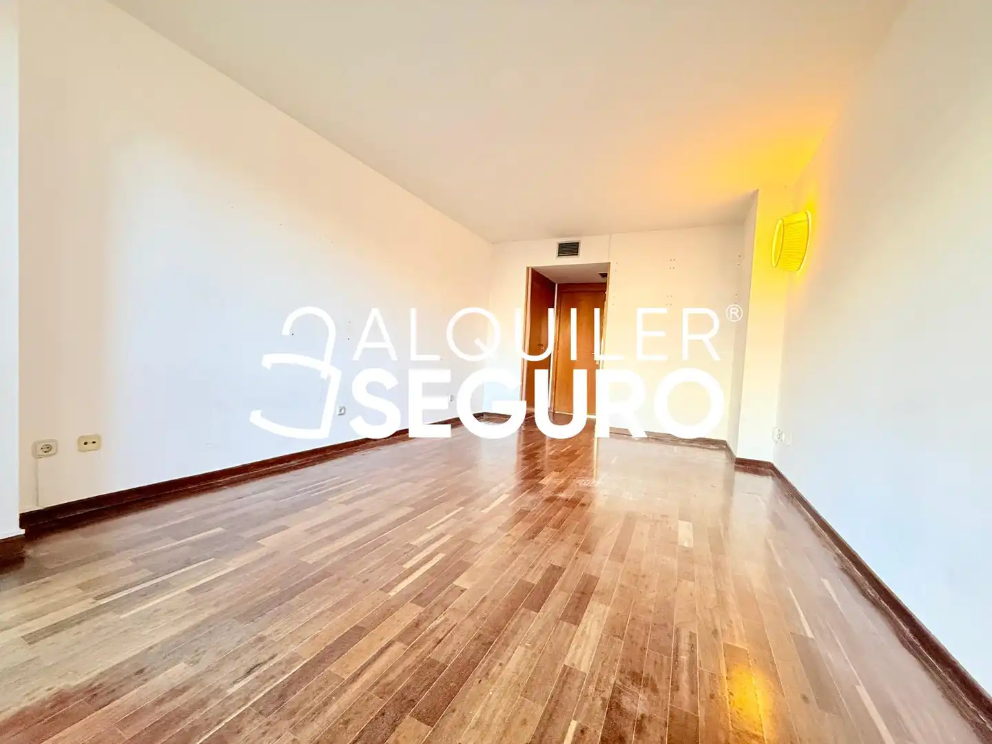 Flat for rent in de Pablo Iglesias, Bellas Vistas