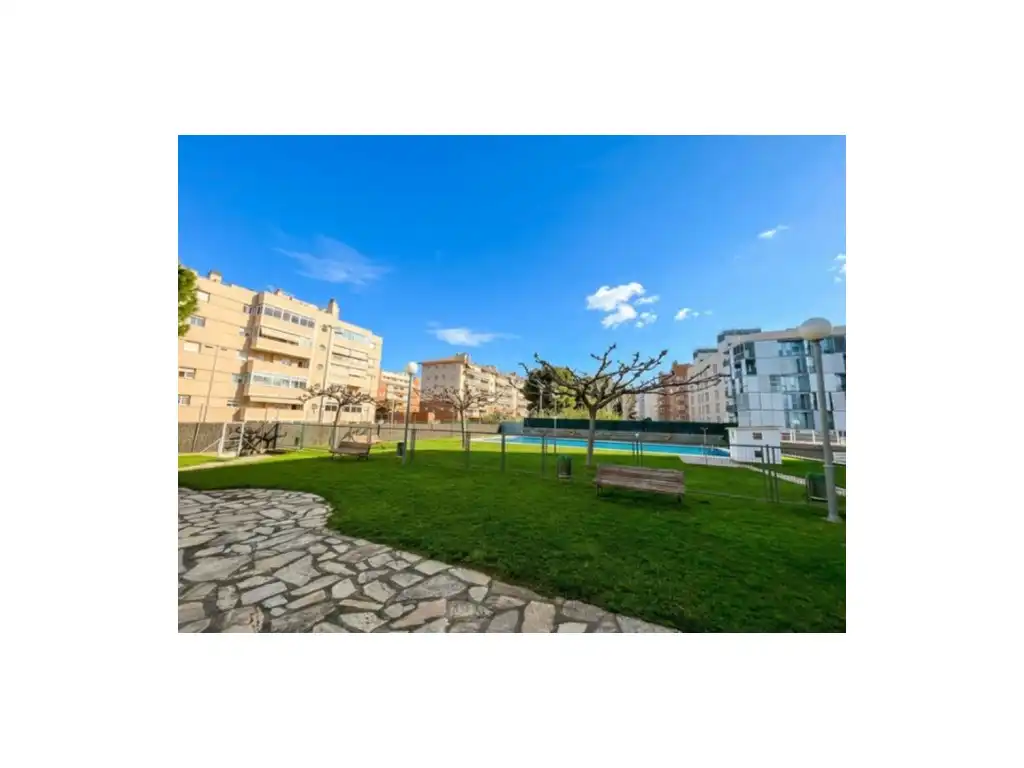 Appartement avec ascenseur à vendre à Calle Violant D'Hongria