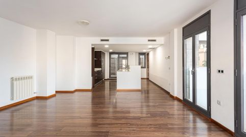 Foto 2 de Apartament en venda a Avenida Vilallonga, Centre, Figueres