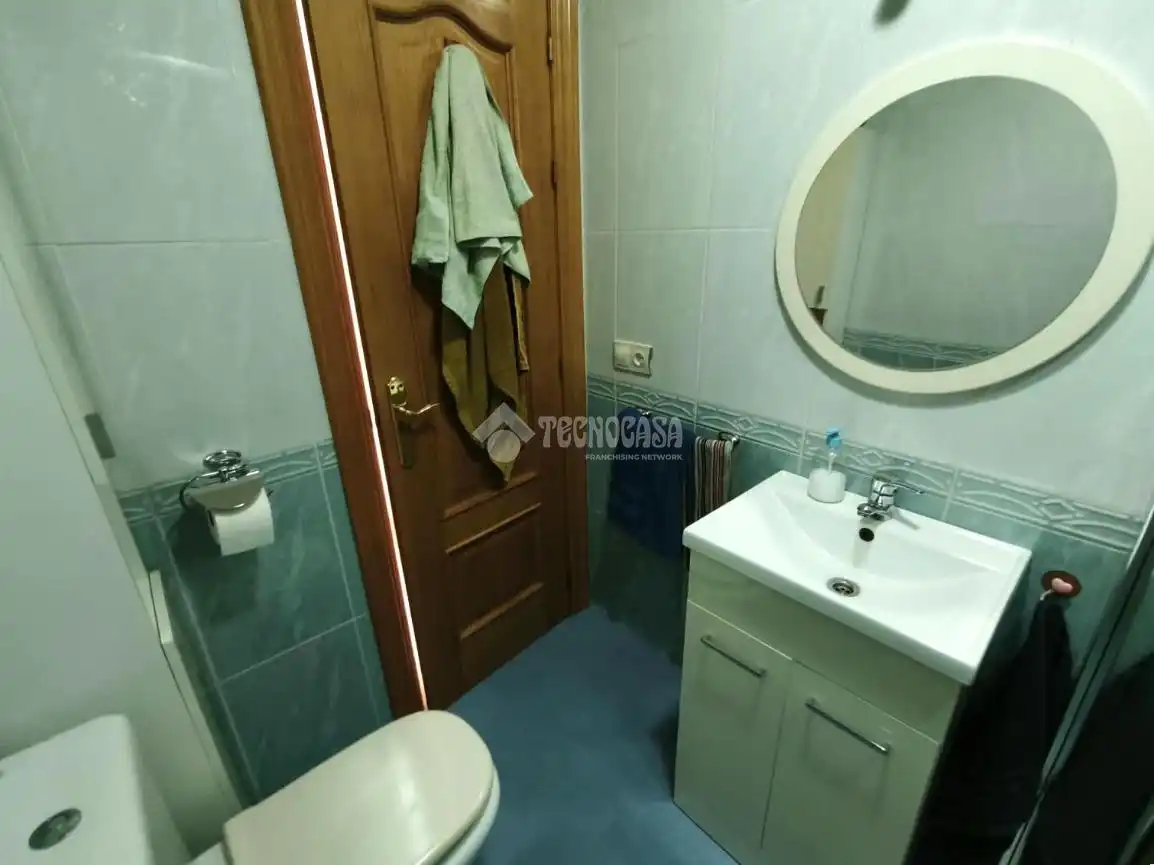 Casa aparellada en venda a Medina del Campo, imagen 7