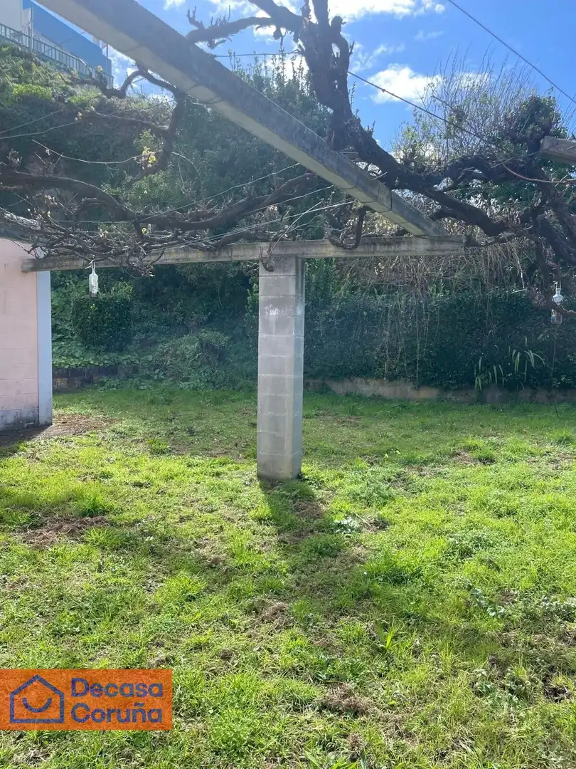 Casa o chalet en venta en A Laracha   con Jardín privado y Terraza