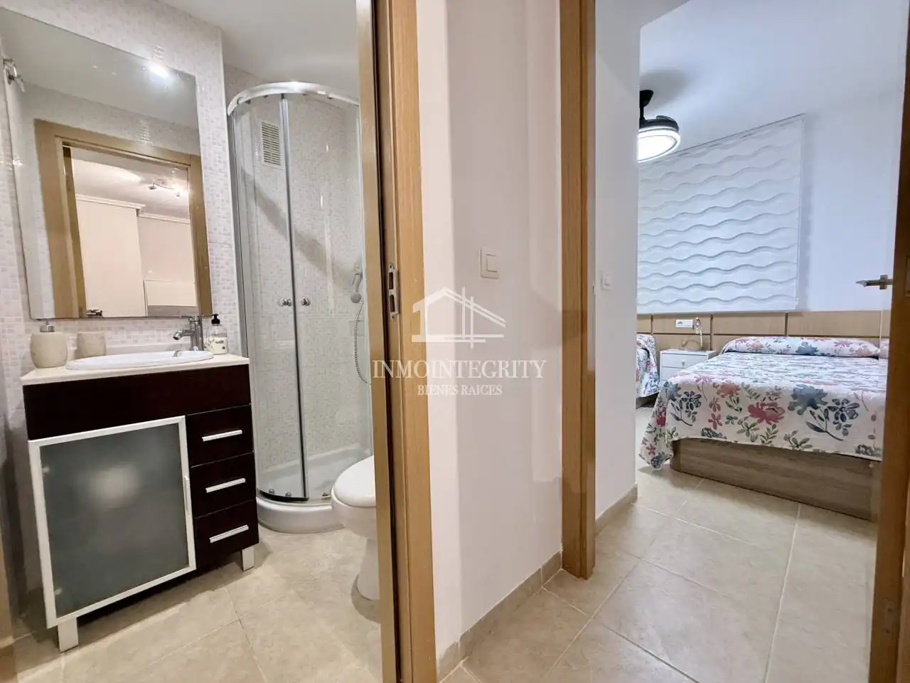Apartamento con piscina en venta en Avenida Central 14, imagen 31