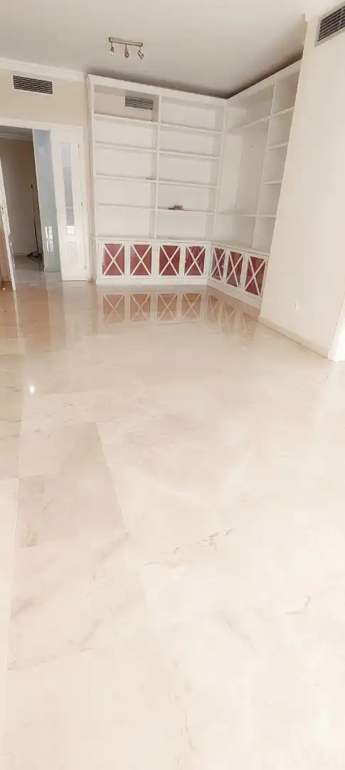 Flat for rent in Sevilla  with Air Conditioner, Storage room and Oven
