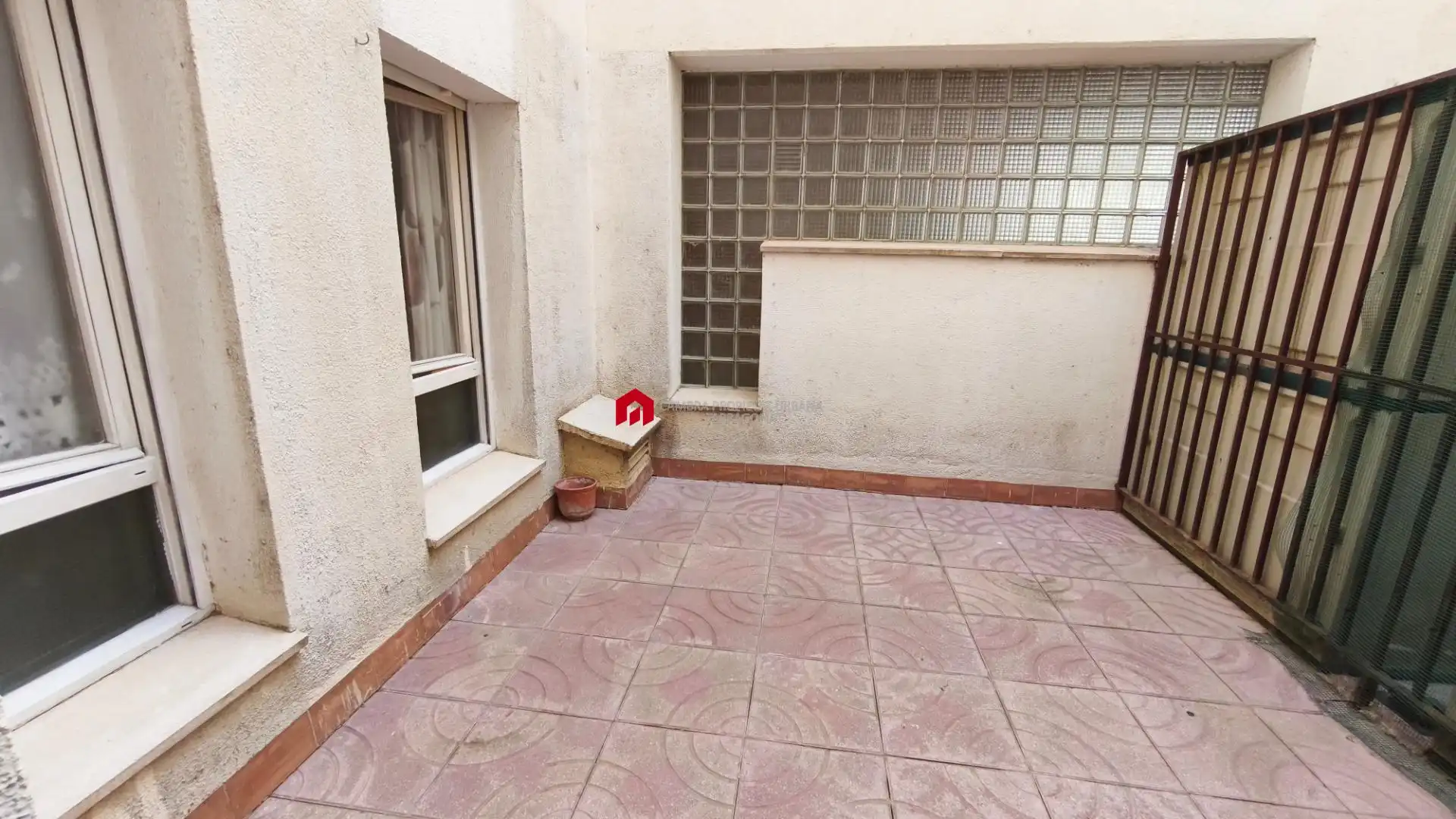 Terrasse von Wohnung zum Verkauf in Tortosa mit Privatgarten, Terrasse und Möbliert