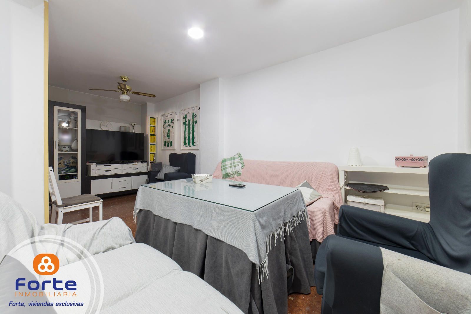 Sala d'estar de Casa o xalet en venda en  Córdoba Capital amb Aire condicionat, Calefacció i Terrassa