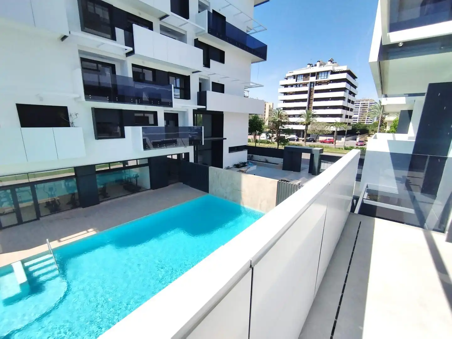 Piscina de Pis de lloguer en Murcia amb Aire condicionat, Calefacció i Jardí privat