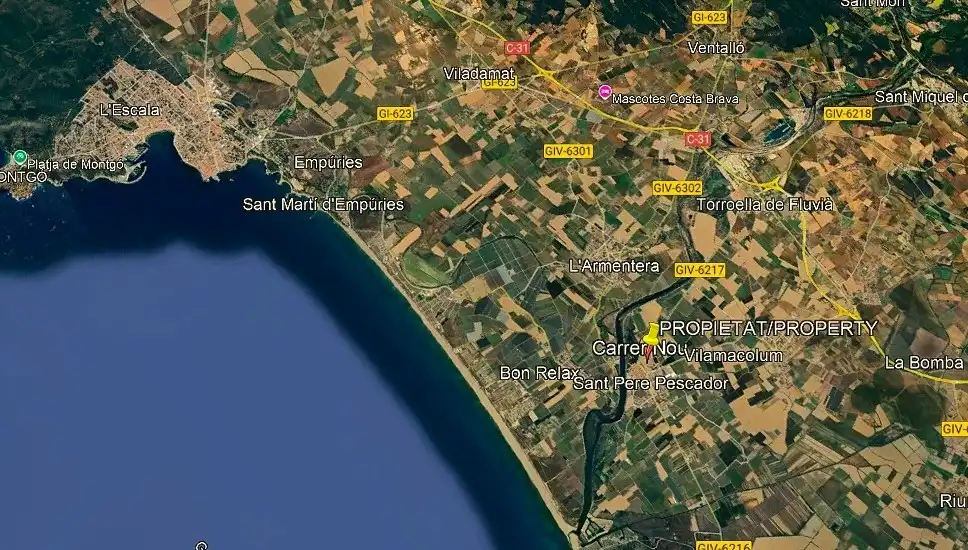 Finca rústica en venta en Sant Pere Pescador con Jardín privado, Trastero y Horno