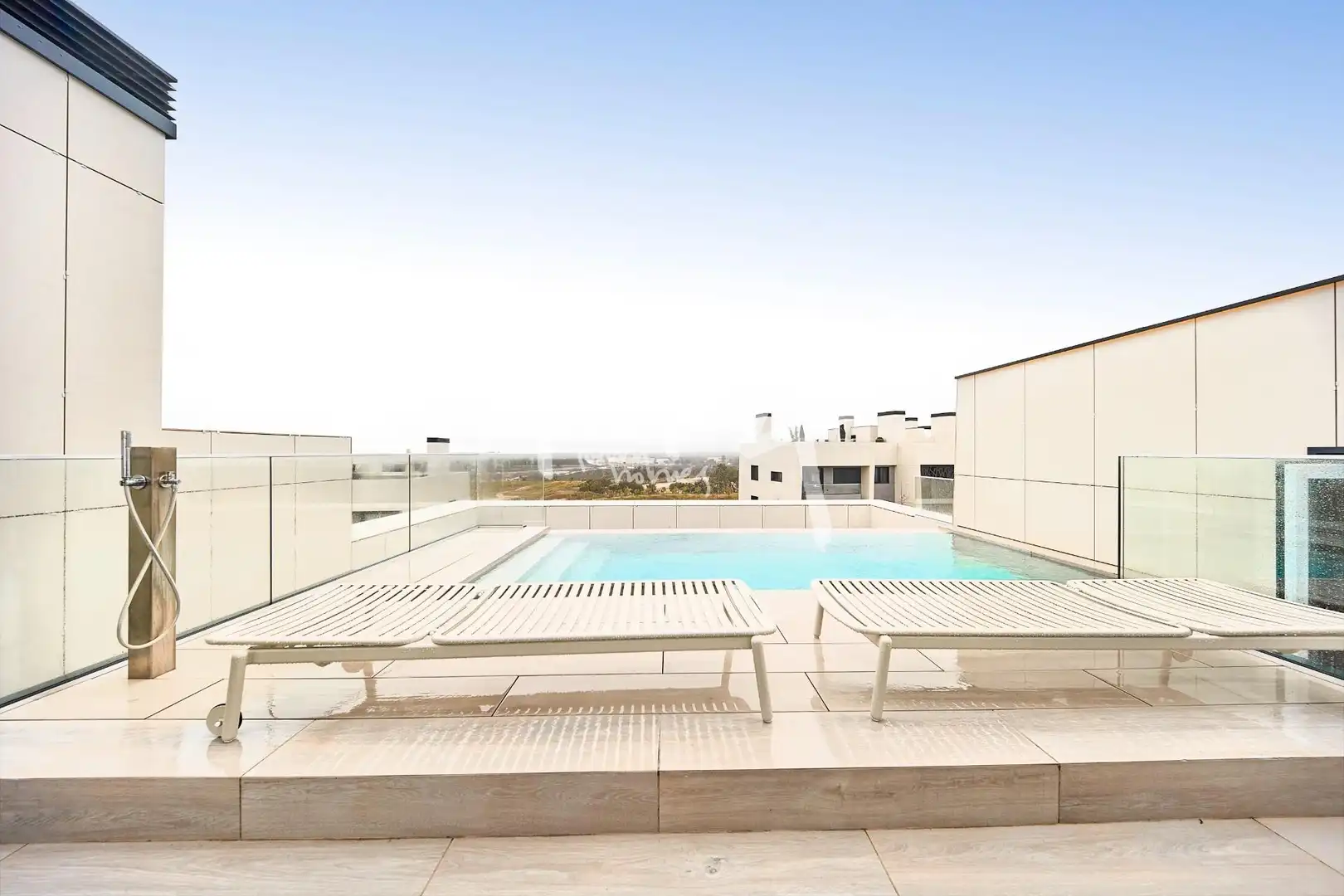 Piscina de Ático de alquiler en Pozuelo de Alarcón con Aire acondicionado, Calefacción y Jardín privado