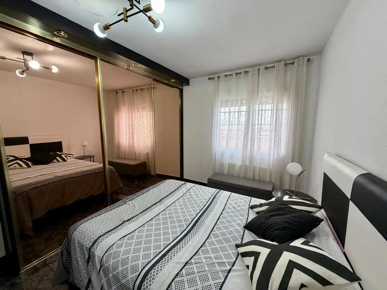 Habitación de Ático en venta en Montcada i Reixac con Aire acondicionado, Calefacción y Terraza
