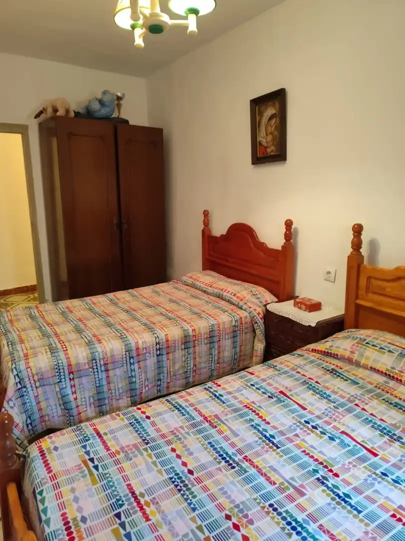 Dormitori de Casa o xalet en venda en Salobreña amb Terrassa i Moblat