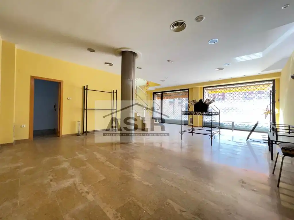 Gewerbefläche zum Verkauf in Casc Urbà, imagen 7