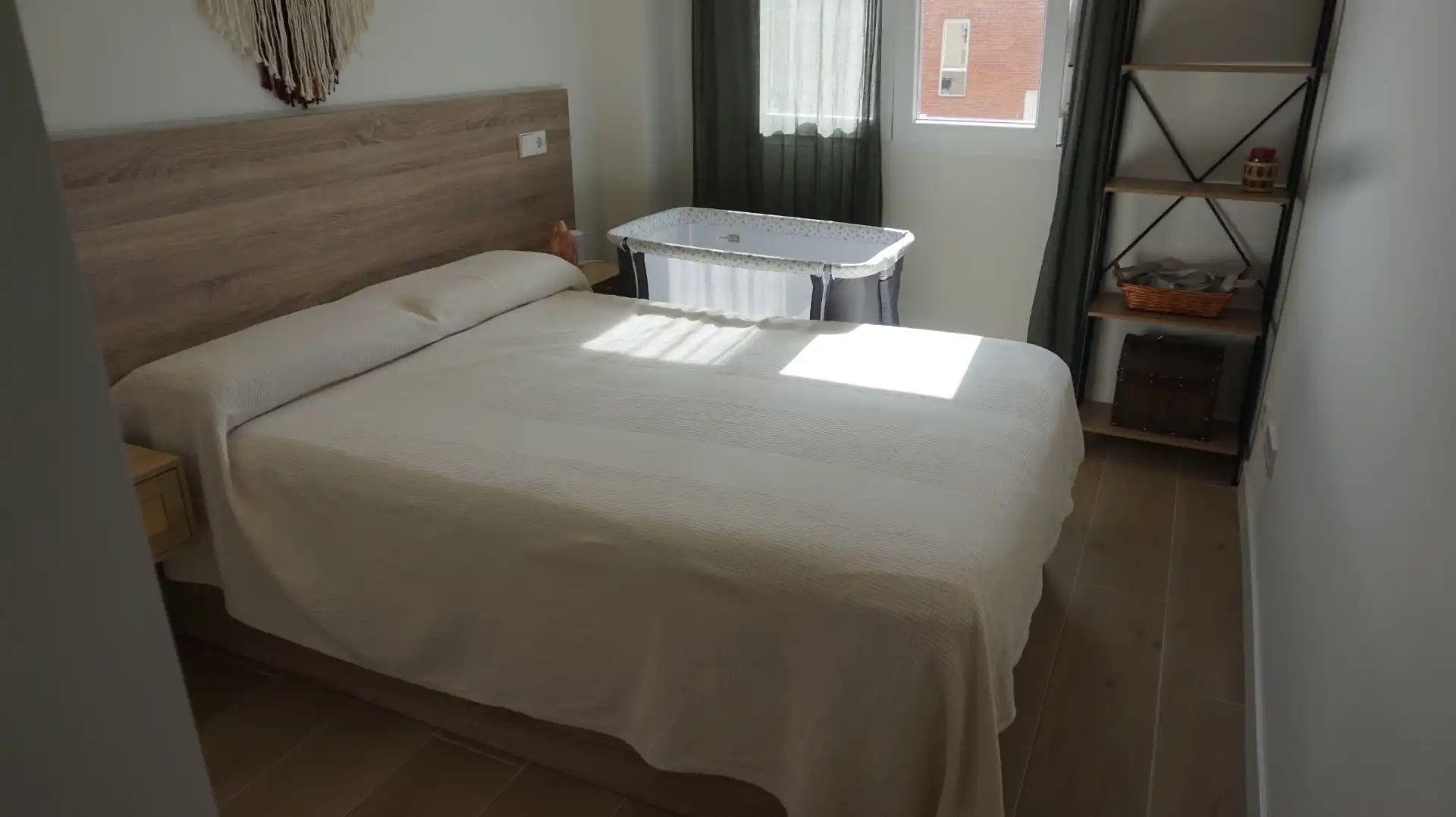 Dormitori de Pis en venda en Madrid amb Aire condicionat, Calefacció i Moblat