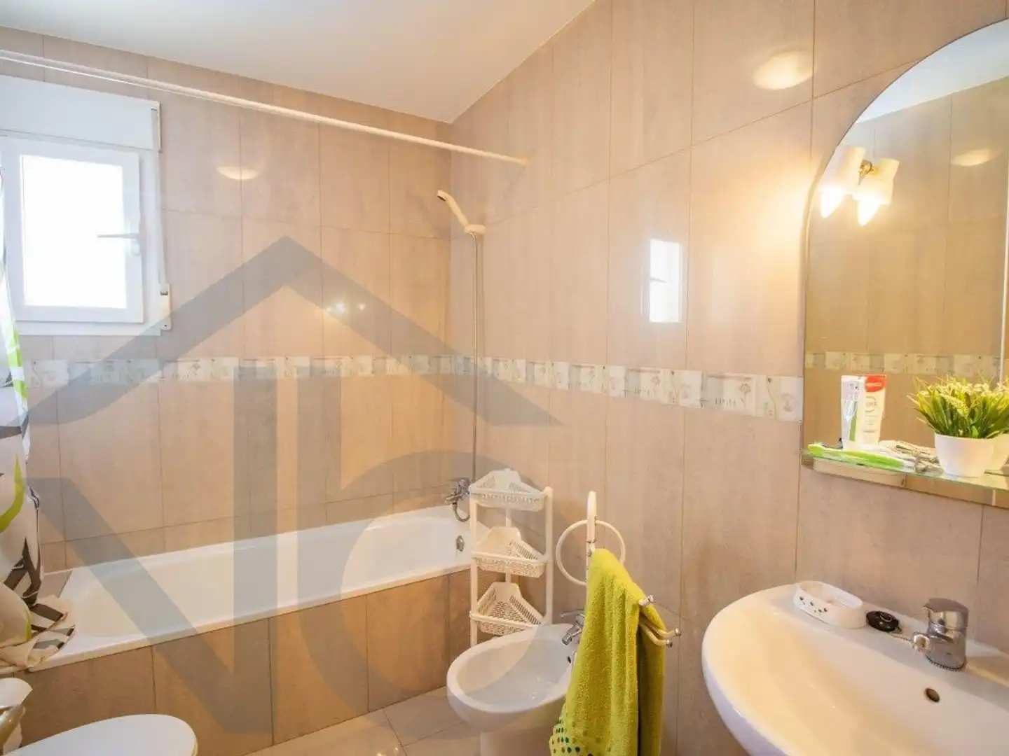Baño de Piso en venta en Pulpí con Aire acondicionado, Terraza y Piscina