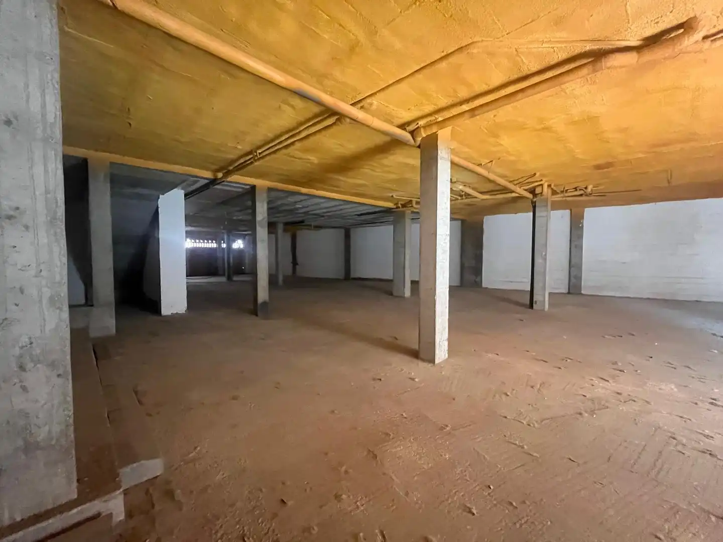 Local comercial en venta en Calle Límite 17, imagen 5