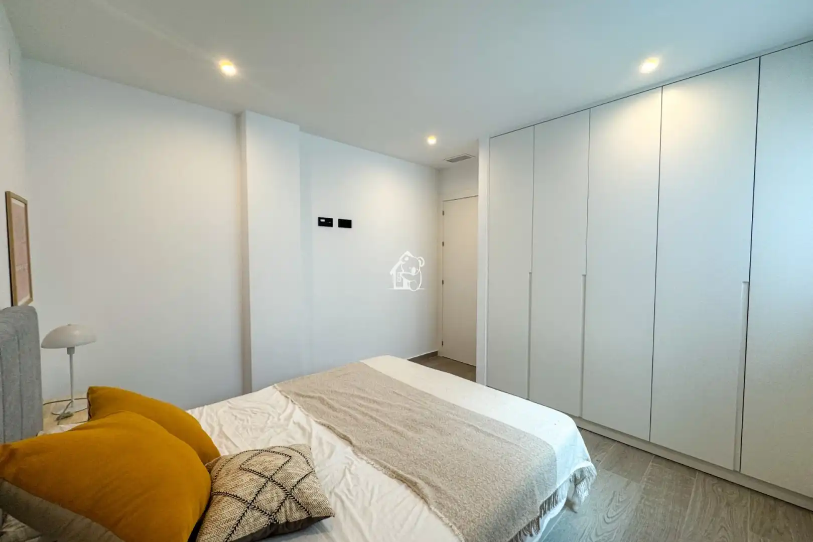 Bedroom of Flat for rent in Torrevieja  with Air Conditioner, Furnished and Oven