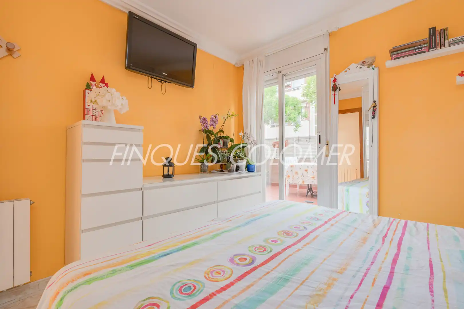 Habitación de Dúplex en venta en Rubí con Aire acondicionado, Calefacción y Jardín privado