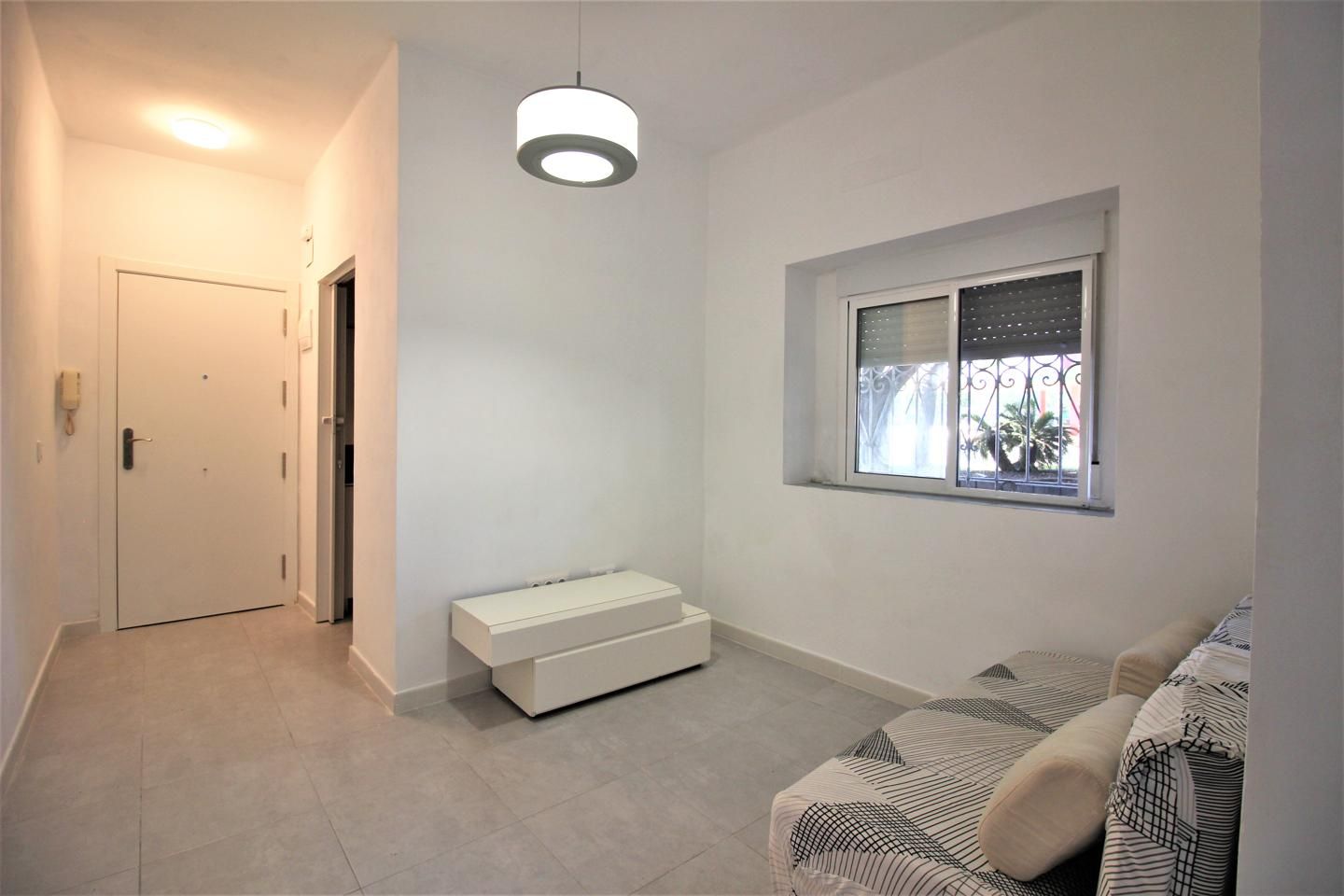 Planta baixa de lloguer a Federico García Lorca, Plaza de Toros - Santa Rita