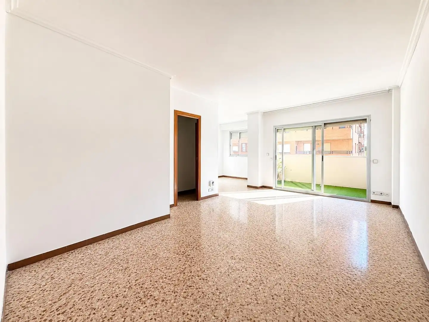 Wohnung zum Verkauf in Valencia mit Terrasse