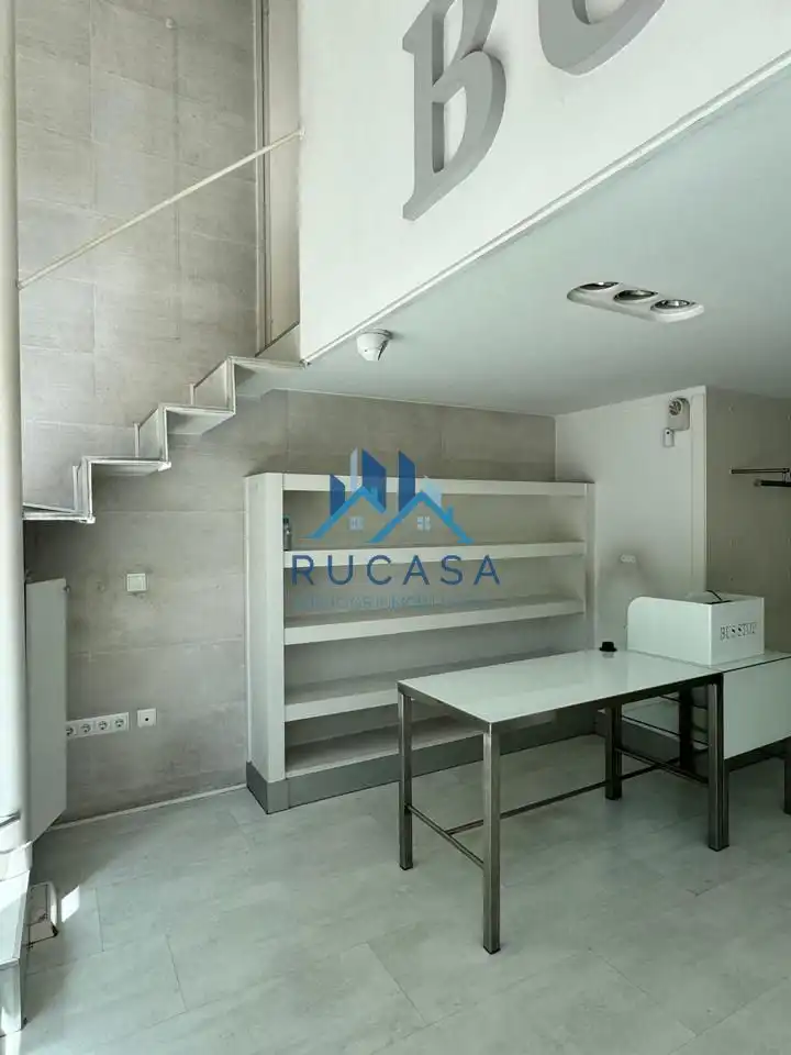 Locale commerciale in vendita a San Fernando, imagen 6