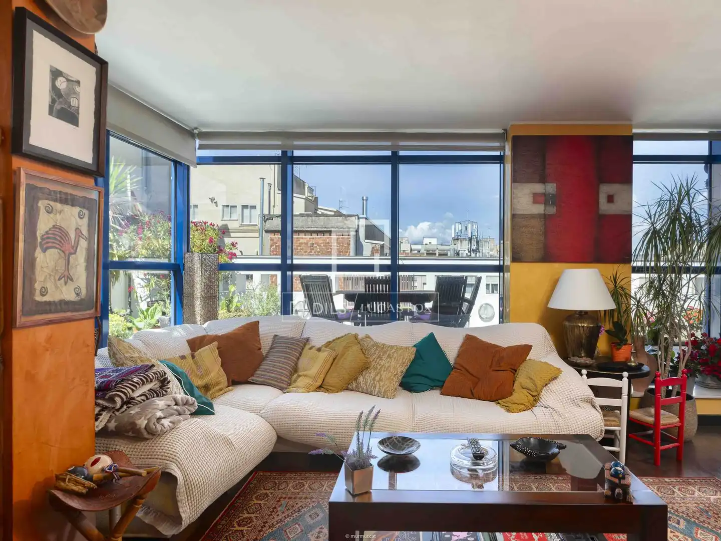 Wohnzimmer von Dachboden zum Verkauf in Girona mit Klimaanlage, Heizung und Terrasse