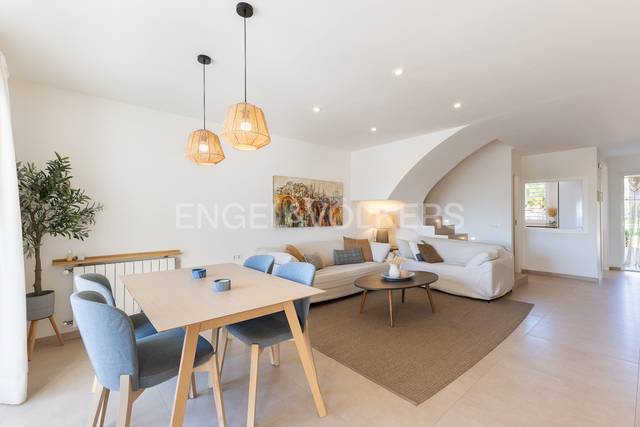 Casa-chalet en Alquiler en El Perellonet