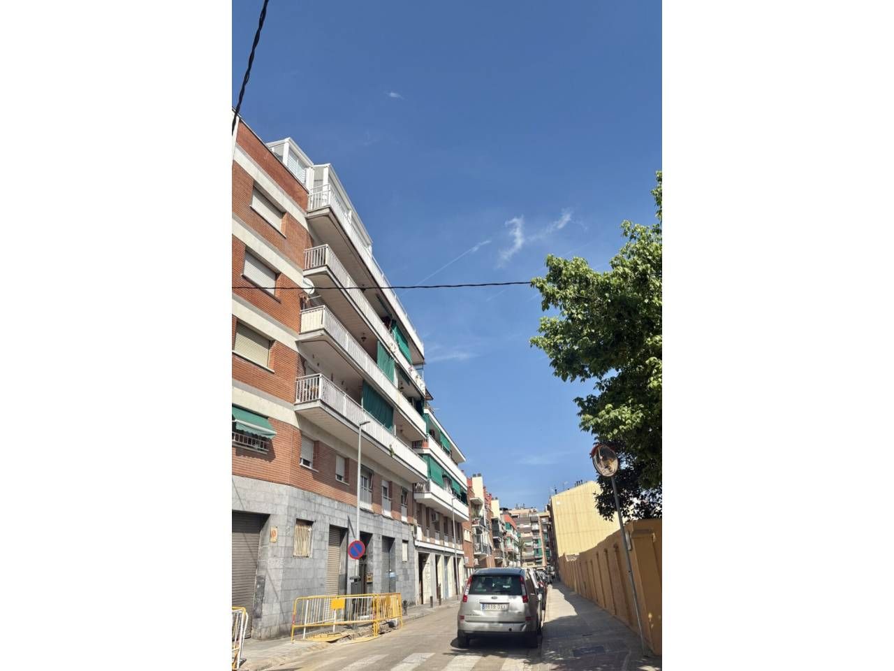 Vista exterior de Pis en venda en Ripollet amb Aire condicionat, Calefacció i Terrassa