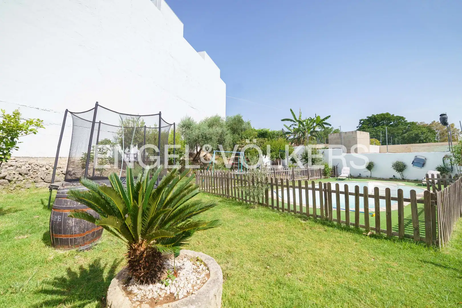 Casa o xalet en venda en Bornos amb Aire condicionat, Calefacció i Jardí privat