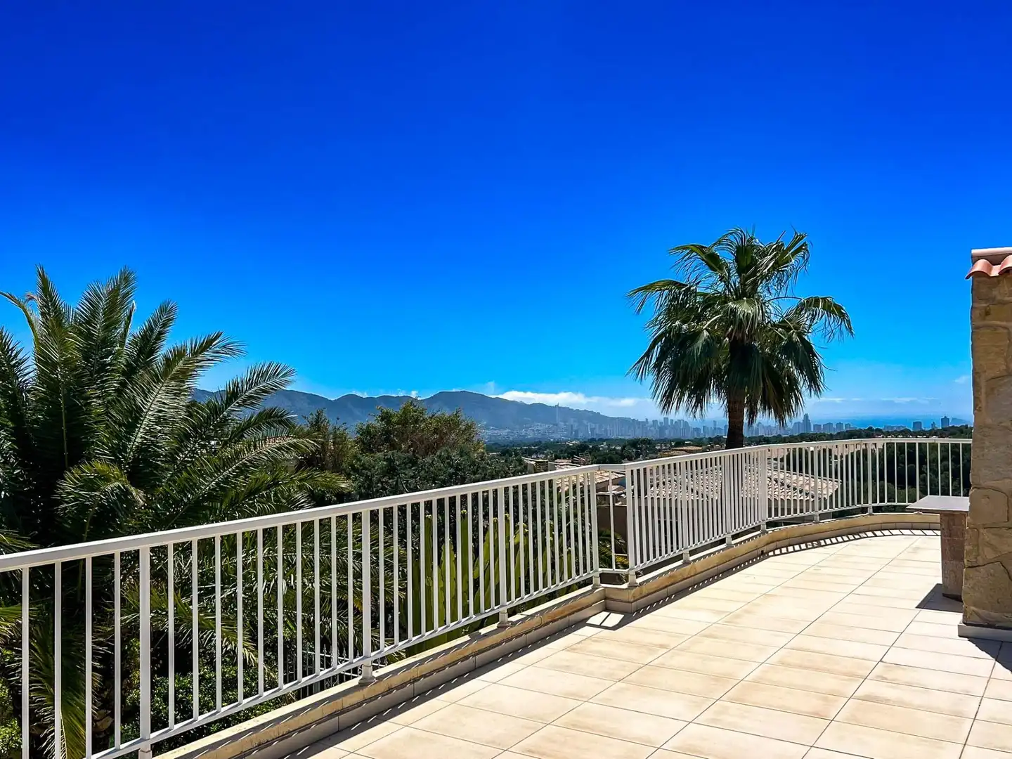 Terraza de Casa o chalet en venta en La Nucia con Aire acondicionado, Jardín privado y Piscina
