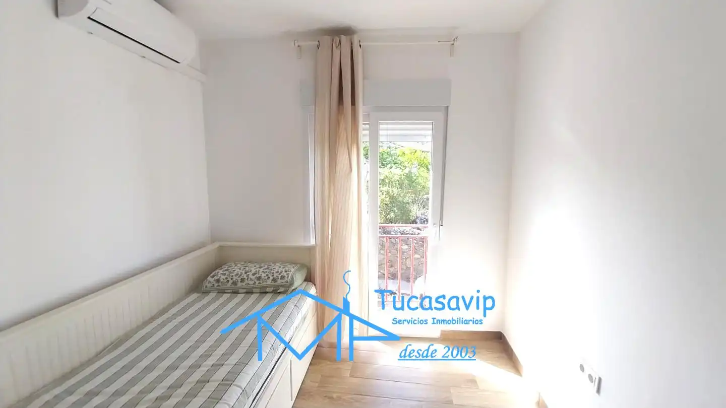 Dormitori de Casa o xalet en venda en Sotillo de la Adrada amb Terrassa