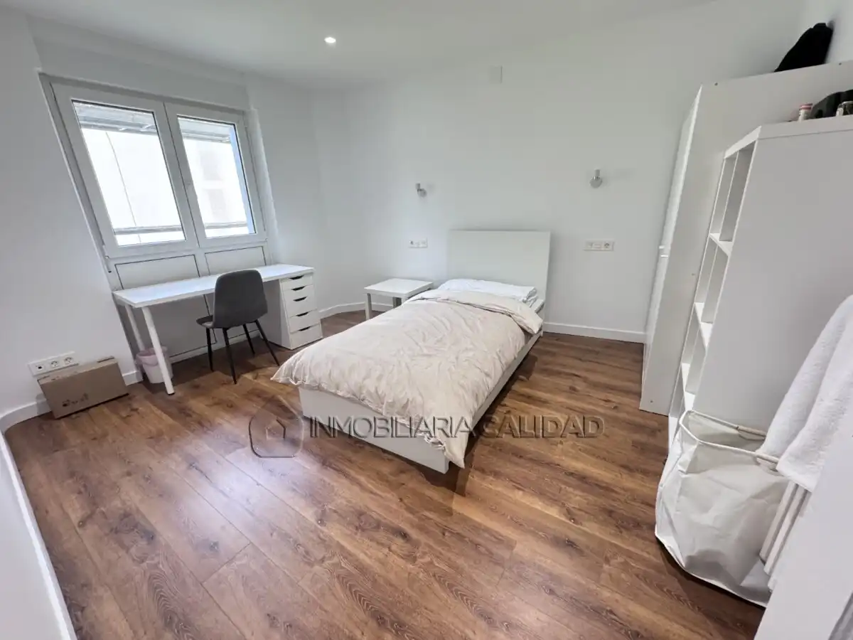 Bedroom of Flat for rent in Burgos  with Heating and Terrace