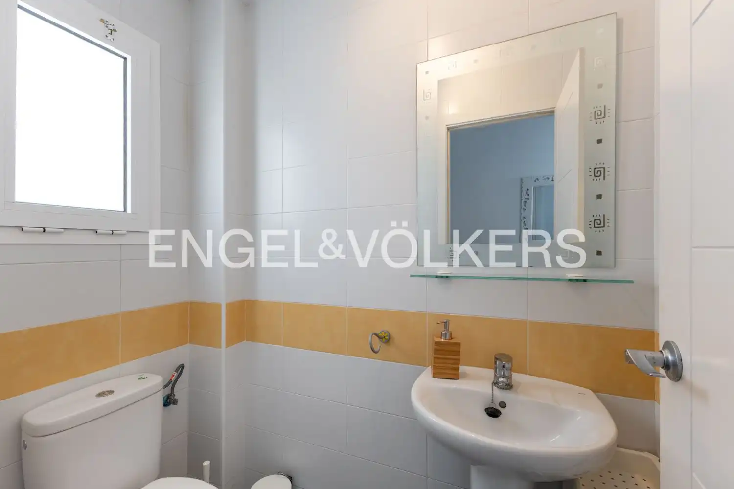 Badezimmer von Wohnung zum Verkauf in Alcalà de Xivert mit Klimaanlage, Heizung und Terrasse