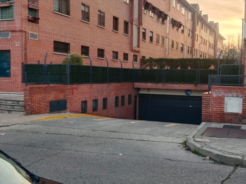 Aparcament de Garatge en venda en Alcalá de Henares