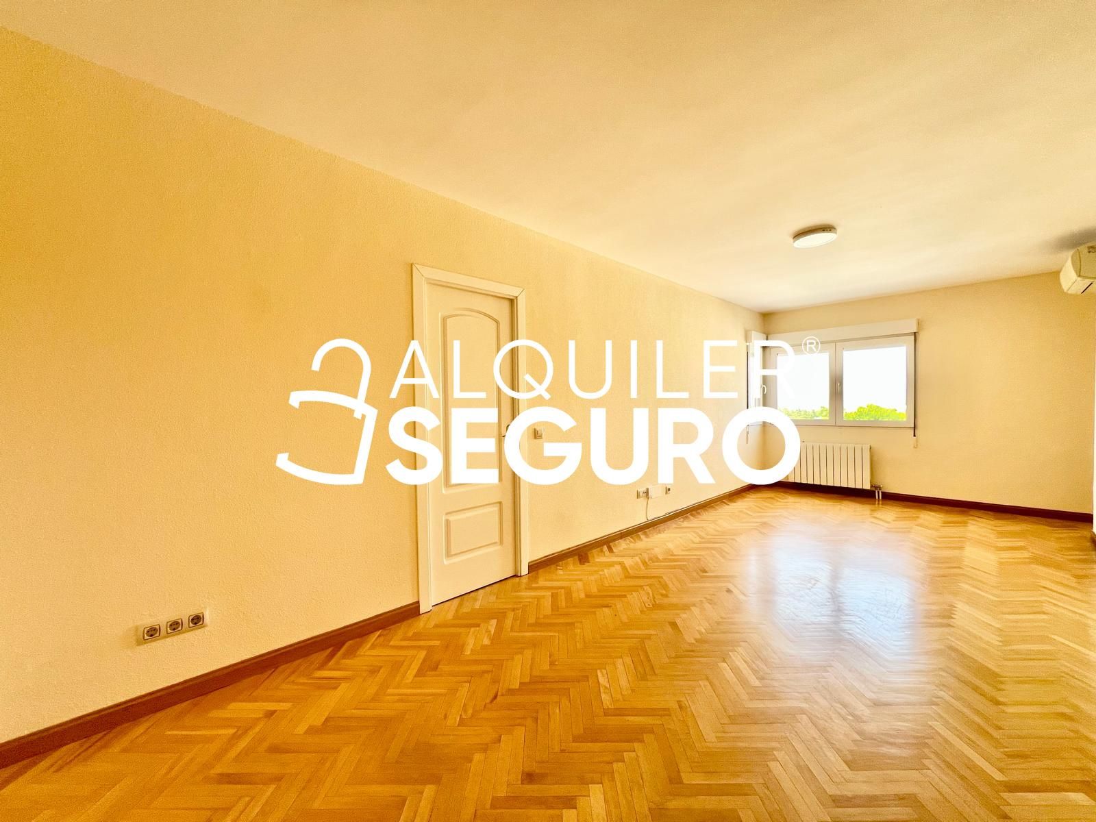 Bedroom of Flat to rent in Tres Cantos  with Air Conditioner, Heating and Terrace