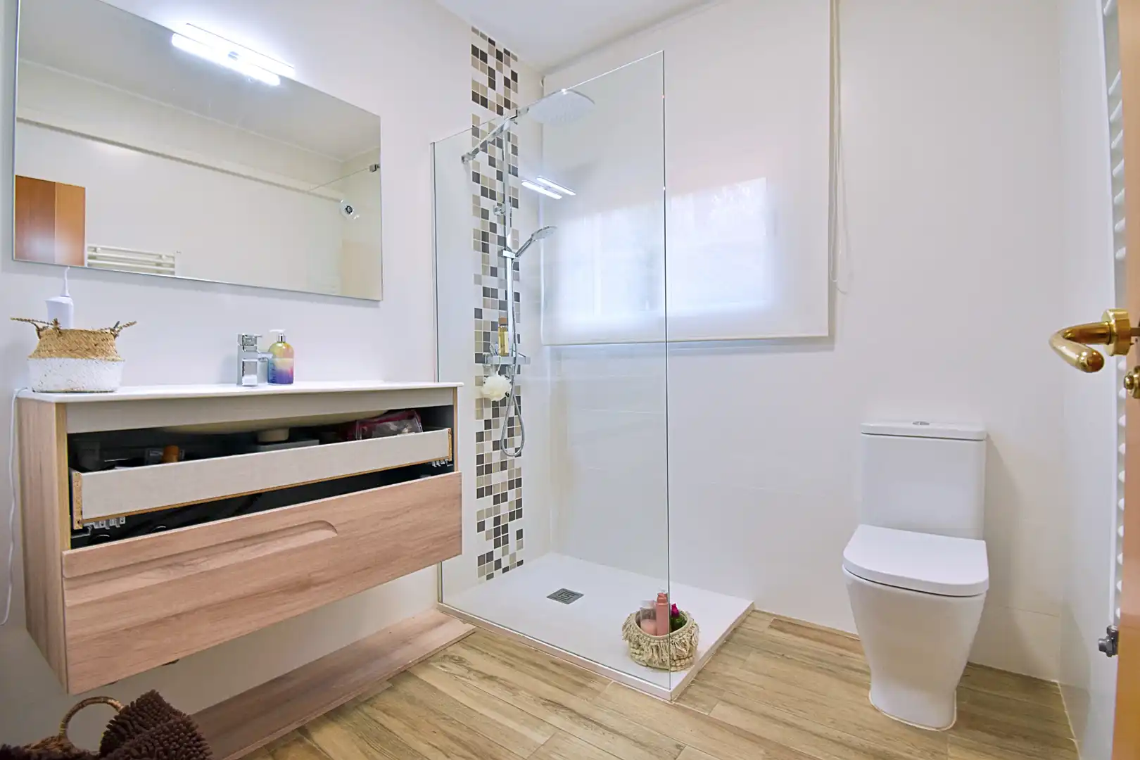 Detached house with pool for sale in Cardedeu, imagen 9