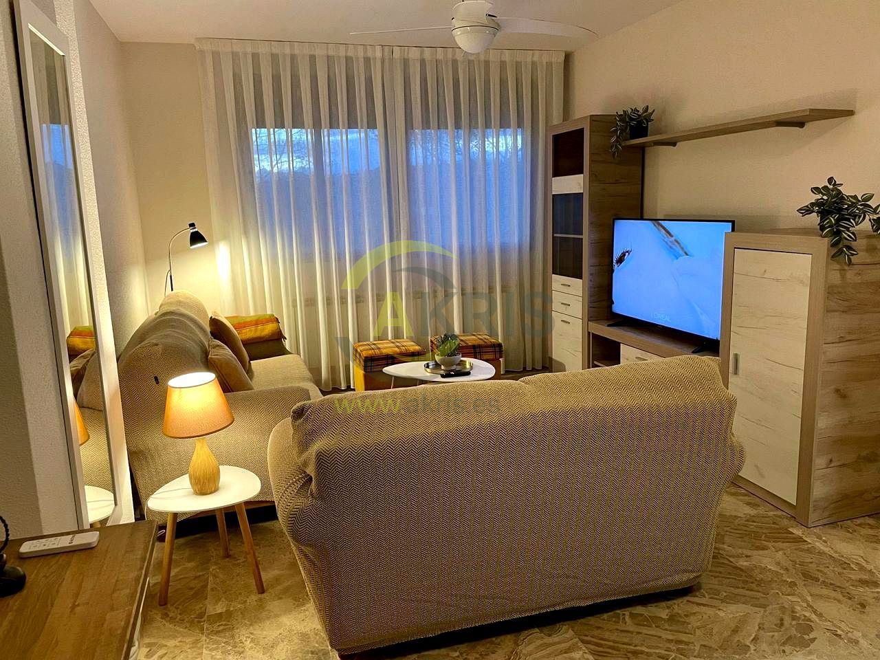 Sala d'estar de Casa adosada en venda en  Toledo Capital amb Aire condicionat, Calefacció i Traster