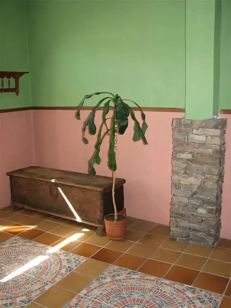 Jardí de Casa adosada en venda en Villablino amb Parquet, Moblat i Forn