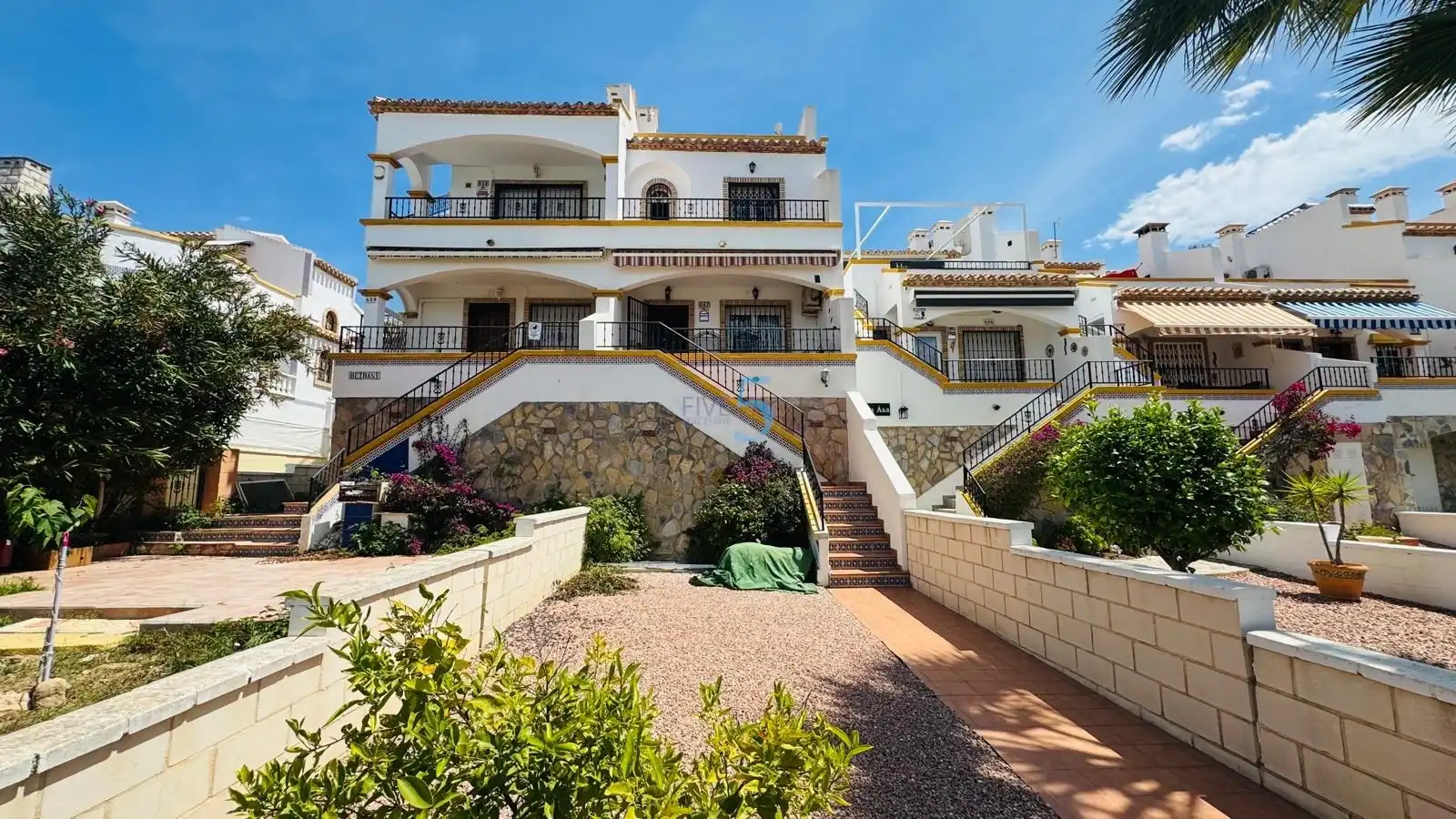 Terraced house with terrace for sale in Orihuela Costa