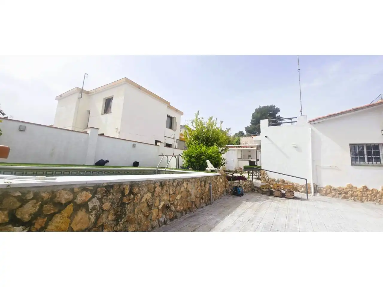 Vista exterior de Casa o xalet en venda en Creixell amb Aire condicionat, Calefacció i Moblat