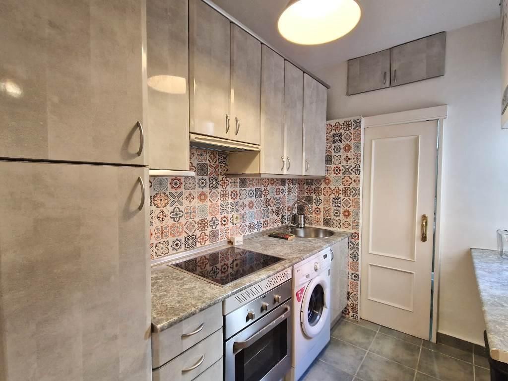 Cuina de Apartament en venda en  Madrid Capital amb Aire condicionat i Calefacció