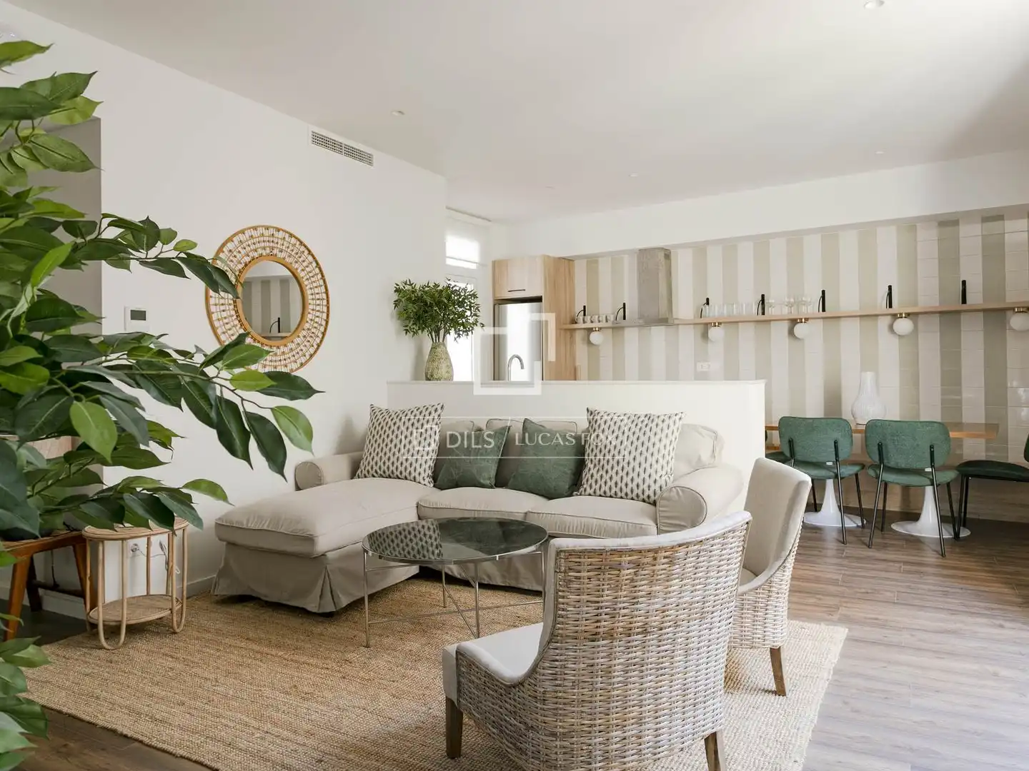 Piso con terraza en venta en Ciutat Vella