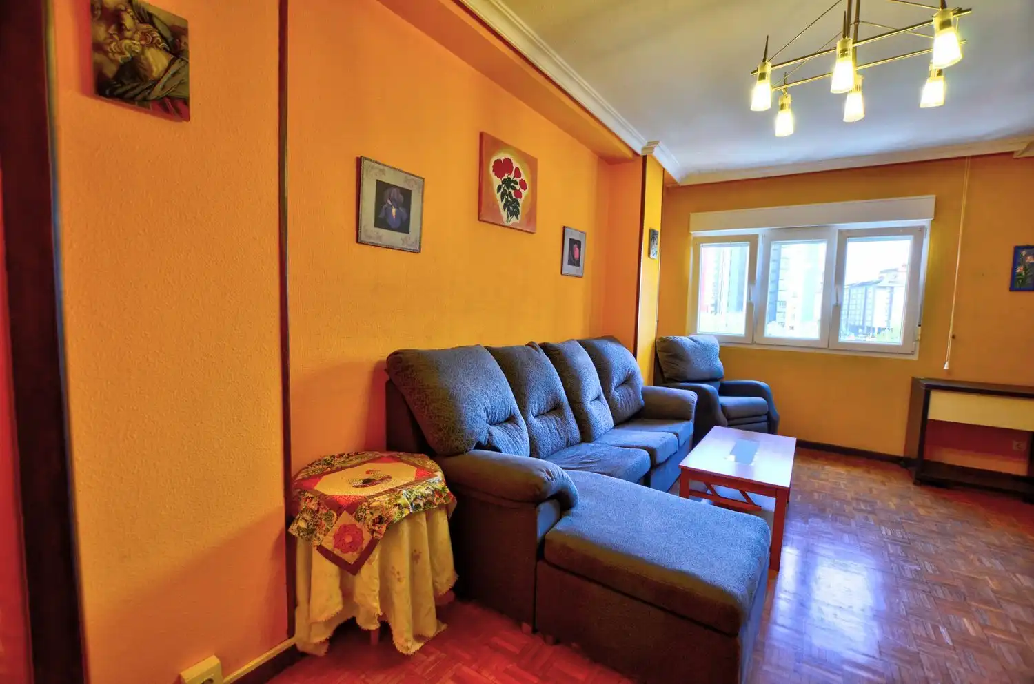 Living room of Flat for sale in Gijón   with Storage room and Swimming Pool