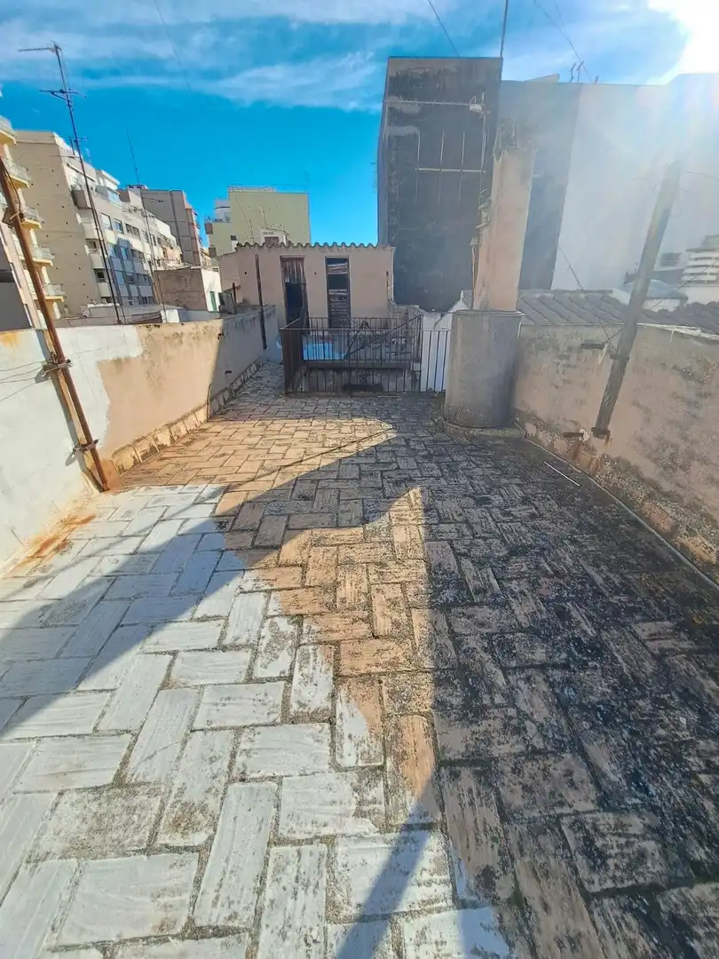 Haus zum Verkauf in Carrer d'Enmig, imagen 2