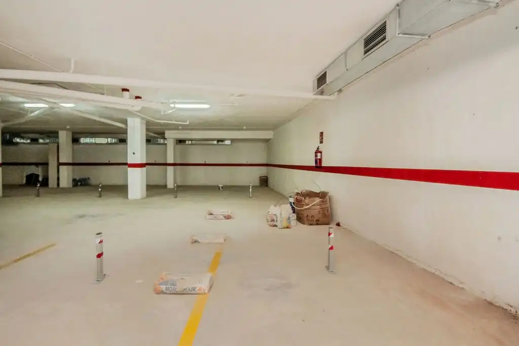 Parcheggio con ascensore in vendita a C/ Carrilet, imagen 9