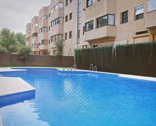 Piscina de Estudi en venda en  Sevilla Capital amb Aire condicionat, Calefacció i Parquet