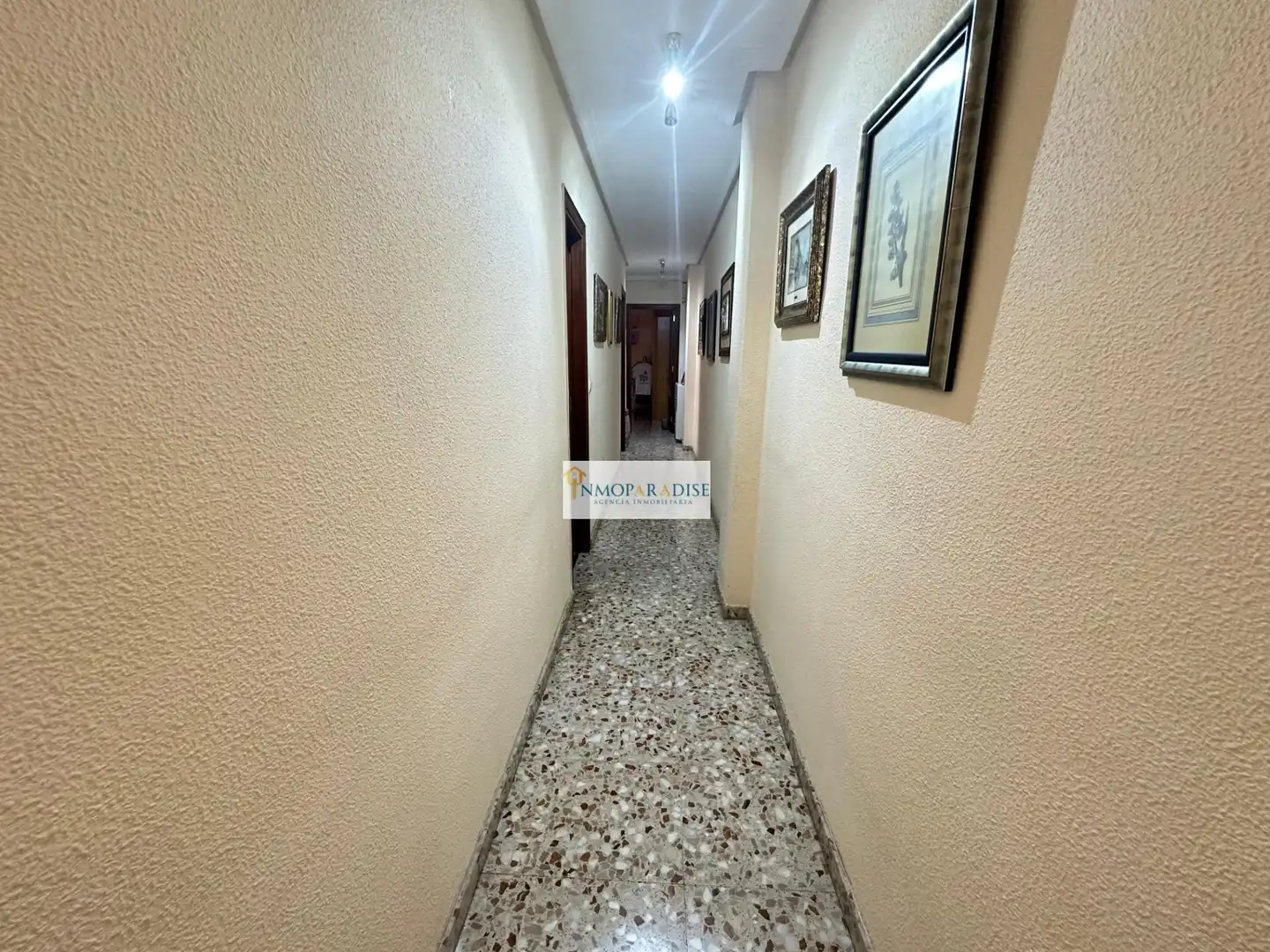 Ático en venta en Calle de Roselló, Altozano - Conde Lumiares