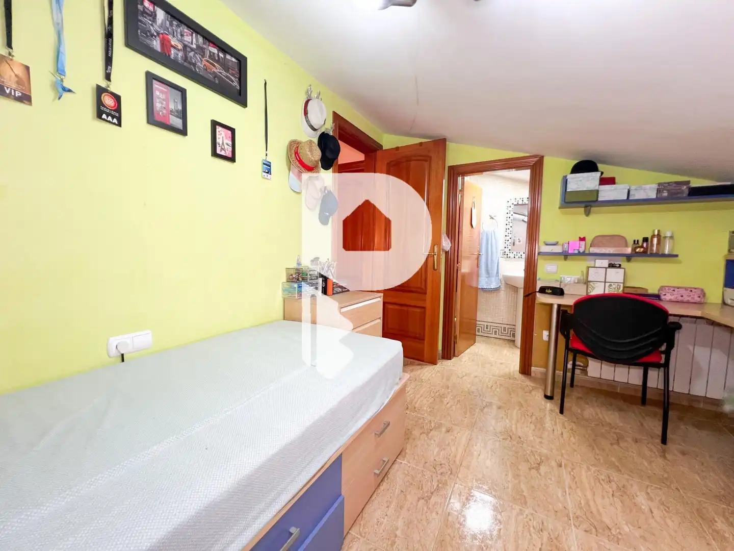 Bedroom of Houses for sale in Corbera de Llobregat  with Air Conditioner, Terrace and Storage room