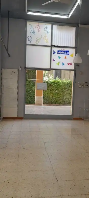 Local commercial à louer à BISBE VILANOVA, imagen 2
