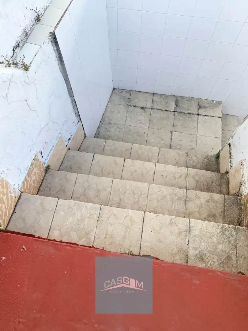 Wohnung zum Verkauf in Huelva mit Terrasse und Abstellraum