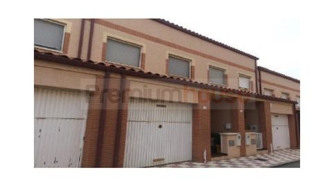Foto 4 de Casa adosada en venta en Calle del Dimecres, Riudecanyes, Tarragona
