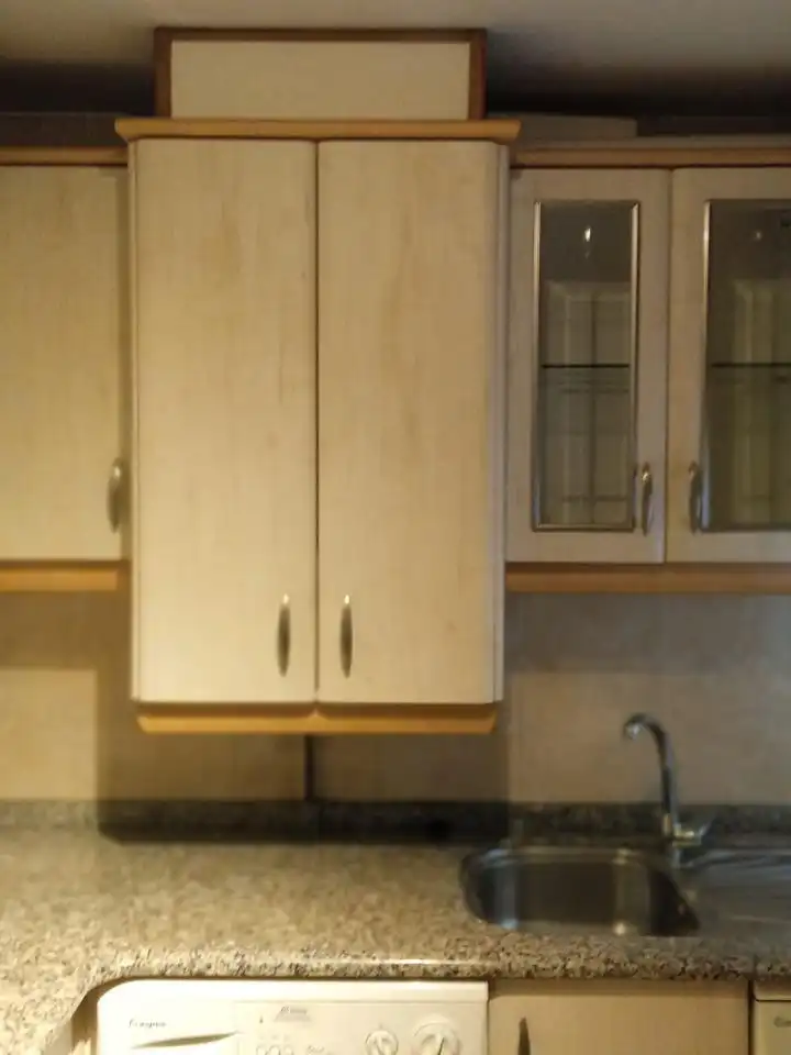 Cocina de Planta baja en venta en Santiago de Compostela  con Calefacción, Trastero y Amueblado